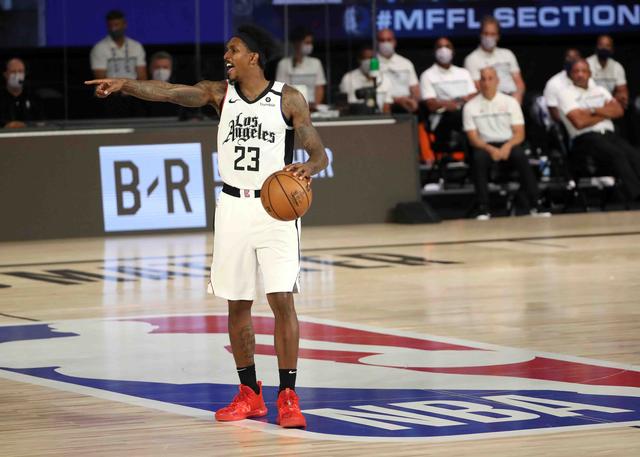 退守或反击 退守或反击